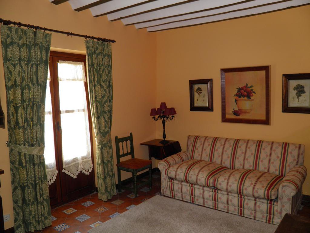 Apartamentos La Columna Chinchón Exterior foto
